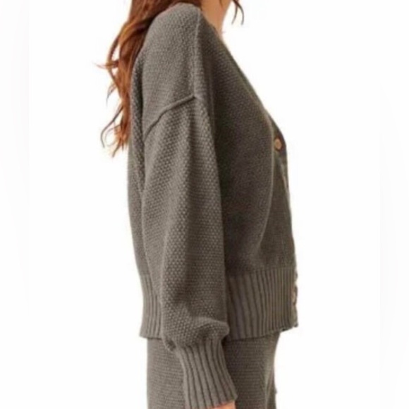 Free People Beach Hailee Cardi• dark grey• medium - Picture 12 of 16